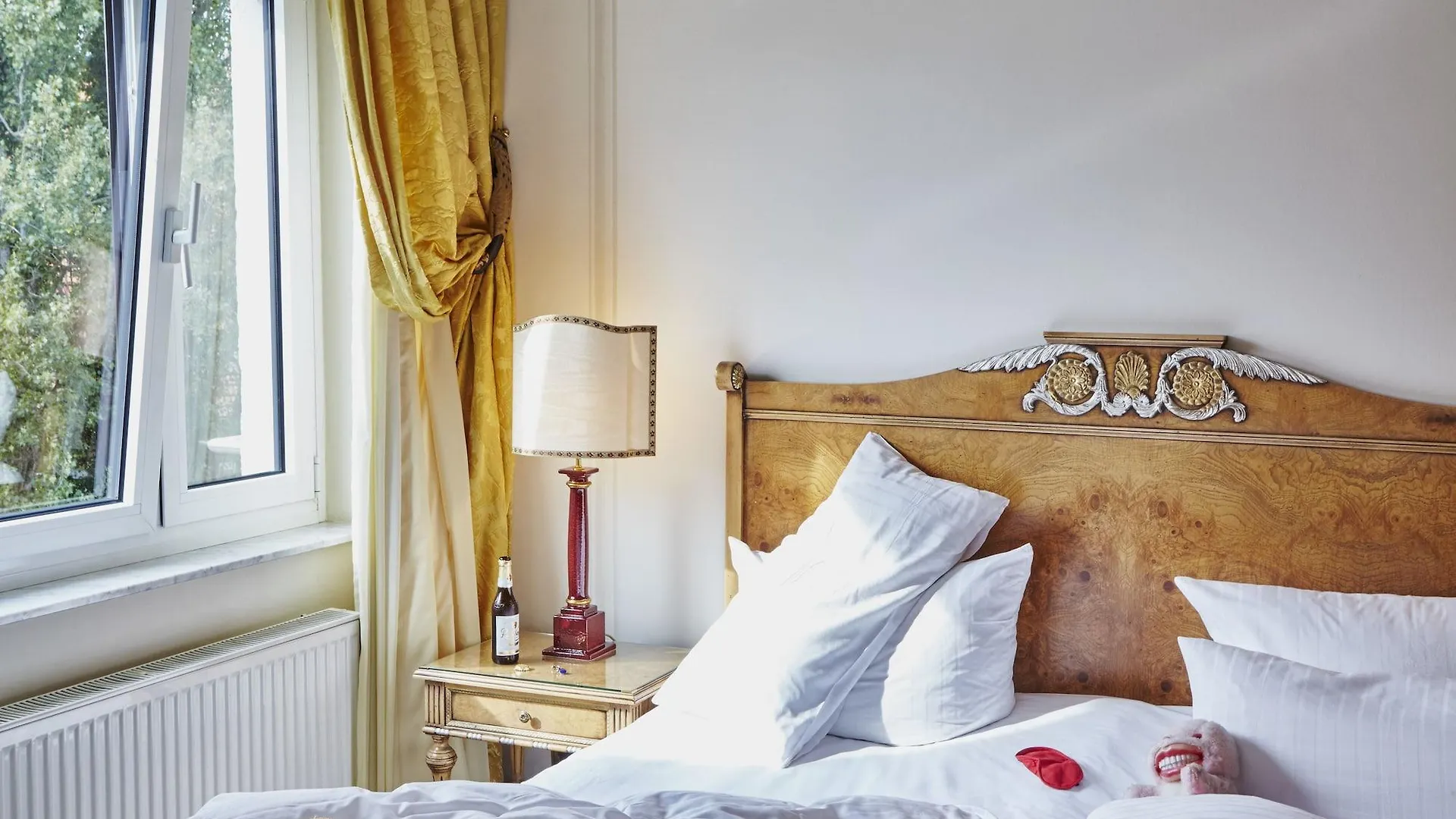Bernstein Hotel Villa Kastania Βερολίνο