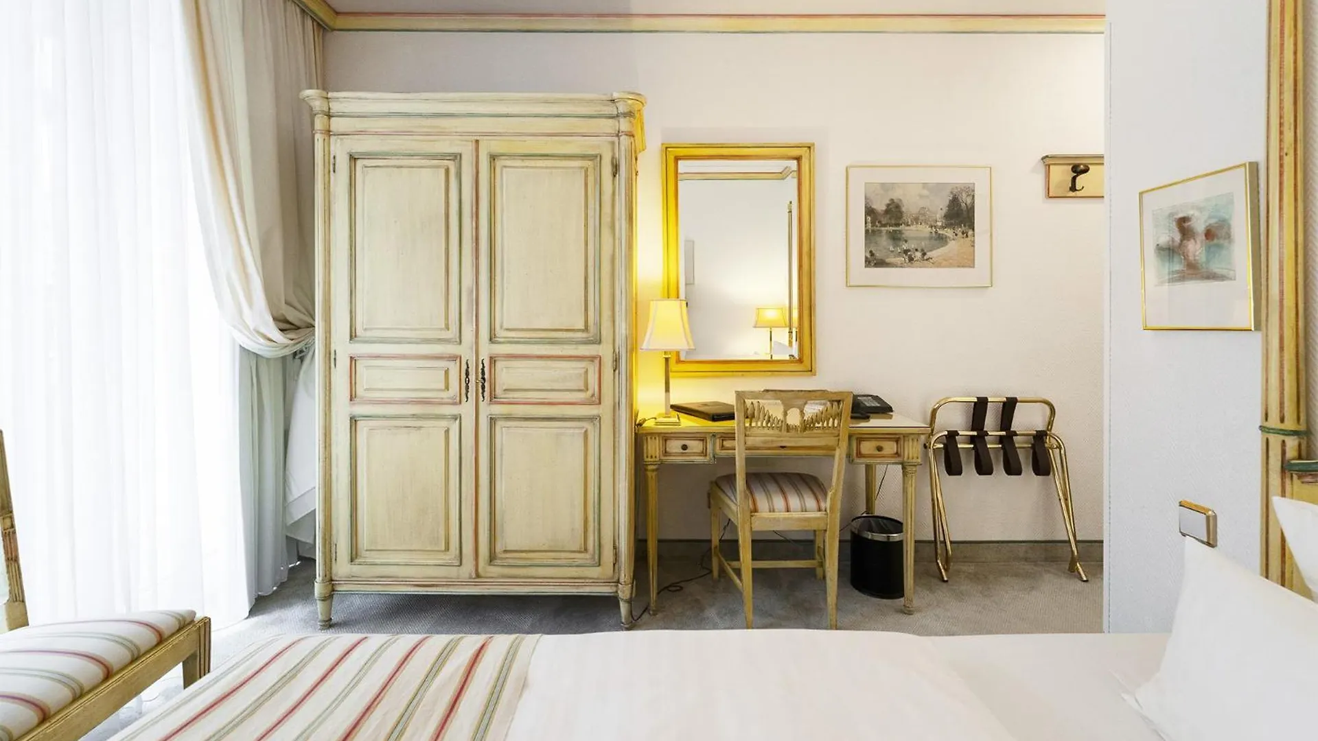 Bernstein Hotel Villa Kastania Βερολίνο