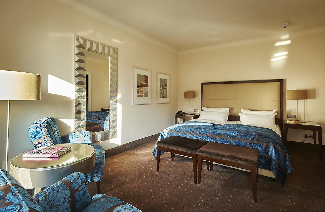 Bernstein Hotel Villa Kastania Βερολίνο