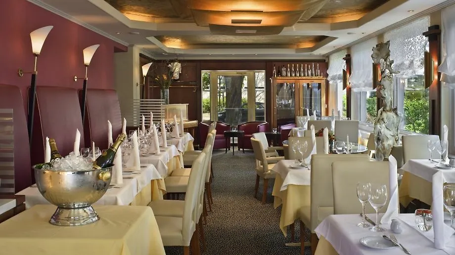 Bernstein Hotel Villa Kastania Βερολίνο