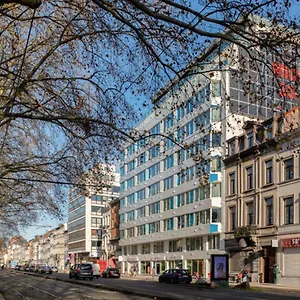 Flat Midi 33 3* Brussel