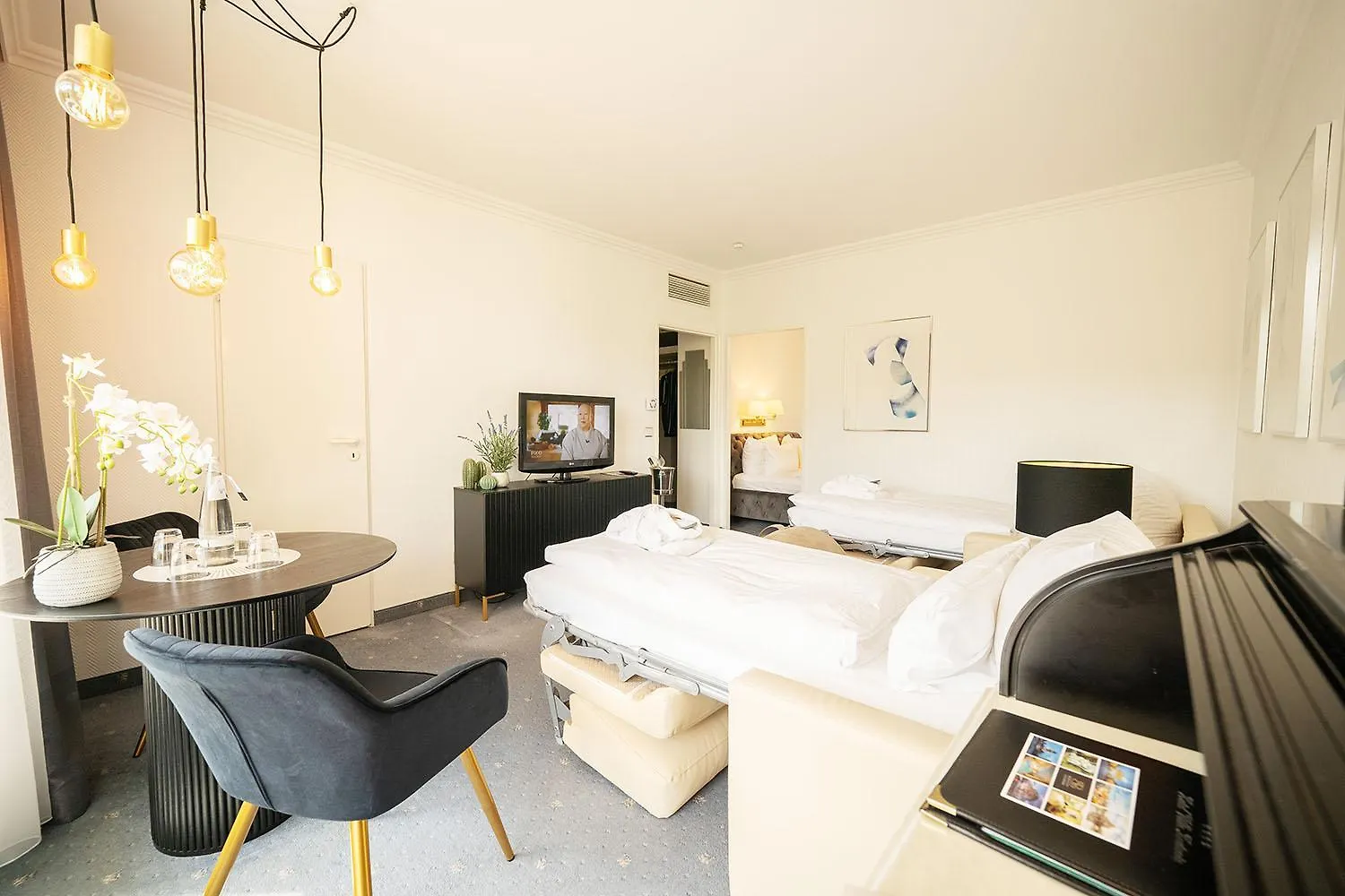 ברלין Bernstein Hotel Villa Kastania 4*,  גרמניה