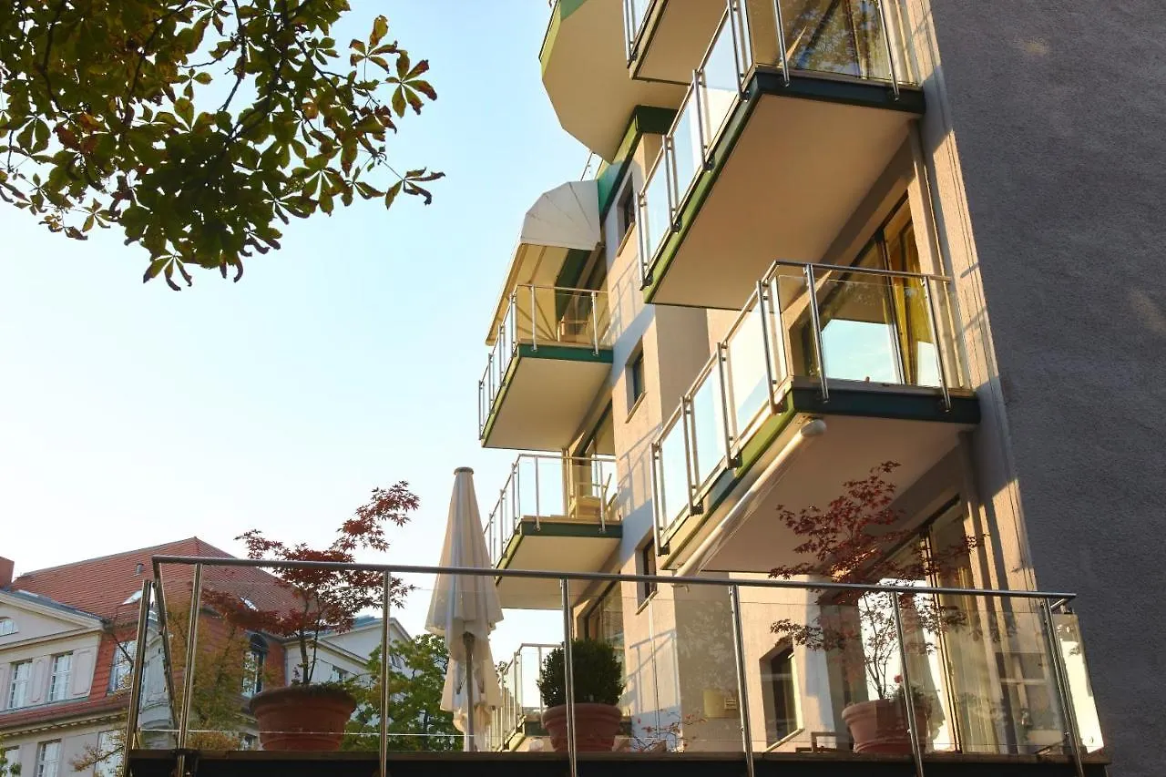 Bernstein Hotel Villa Kastania Berlin